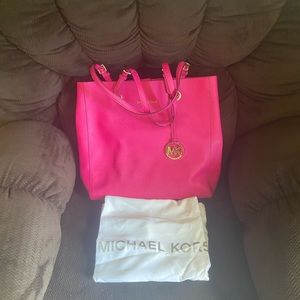 COPY -  Michael Kors handbag